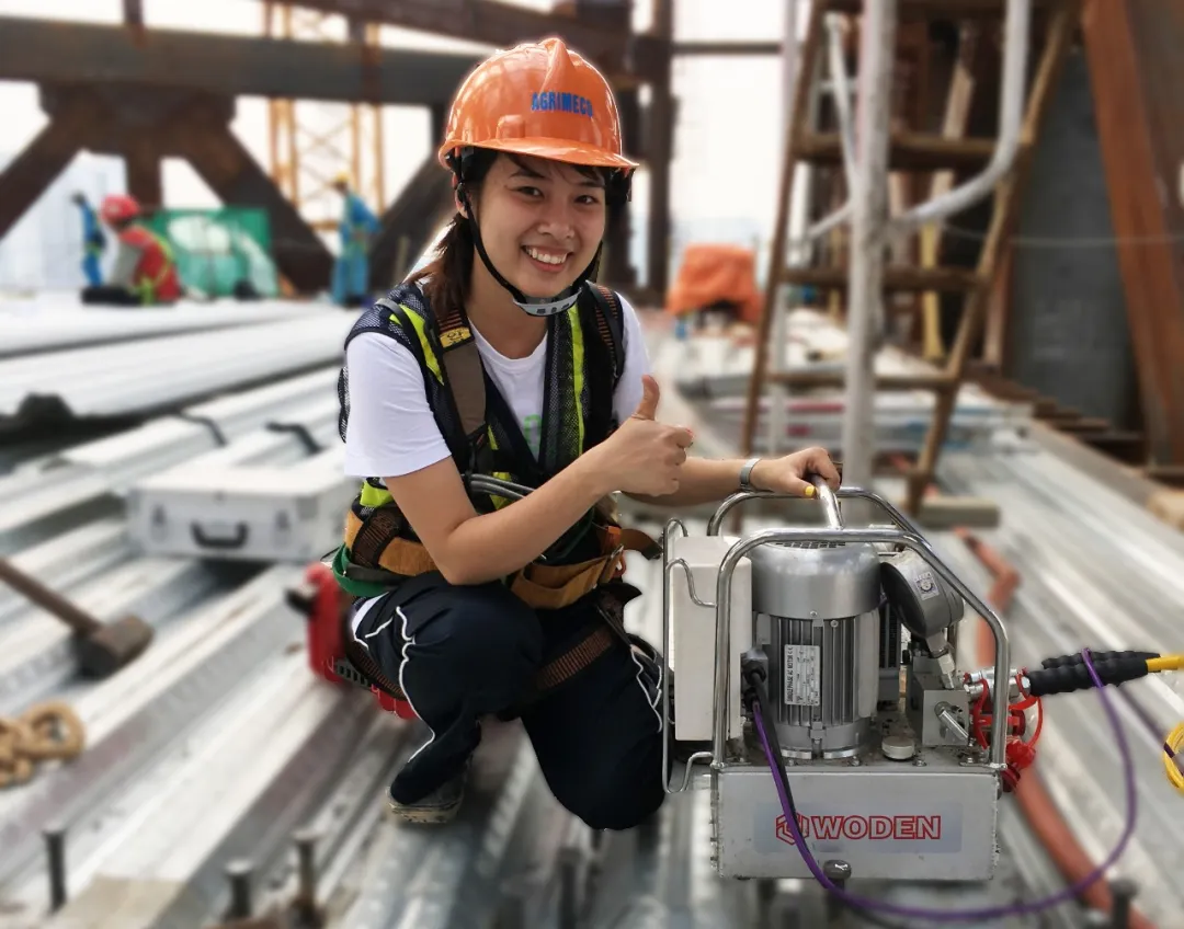沃顿液压扳手应用于越南大型钢结构项目现场 沃顿液压扳手应用于越南大型钢结构项目现场